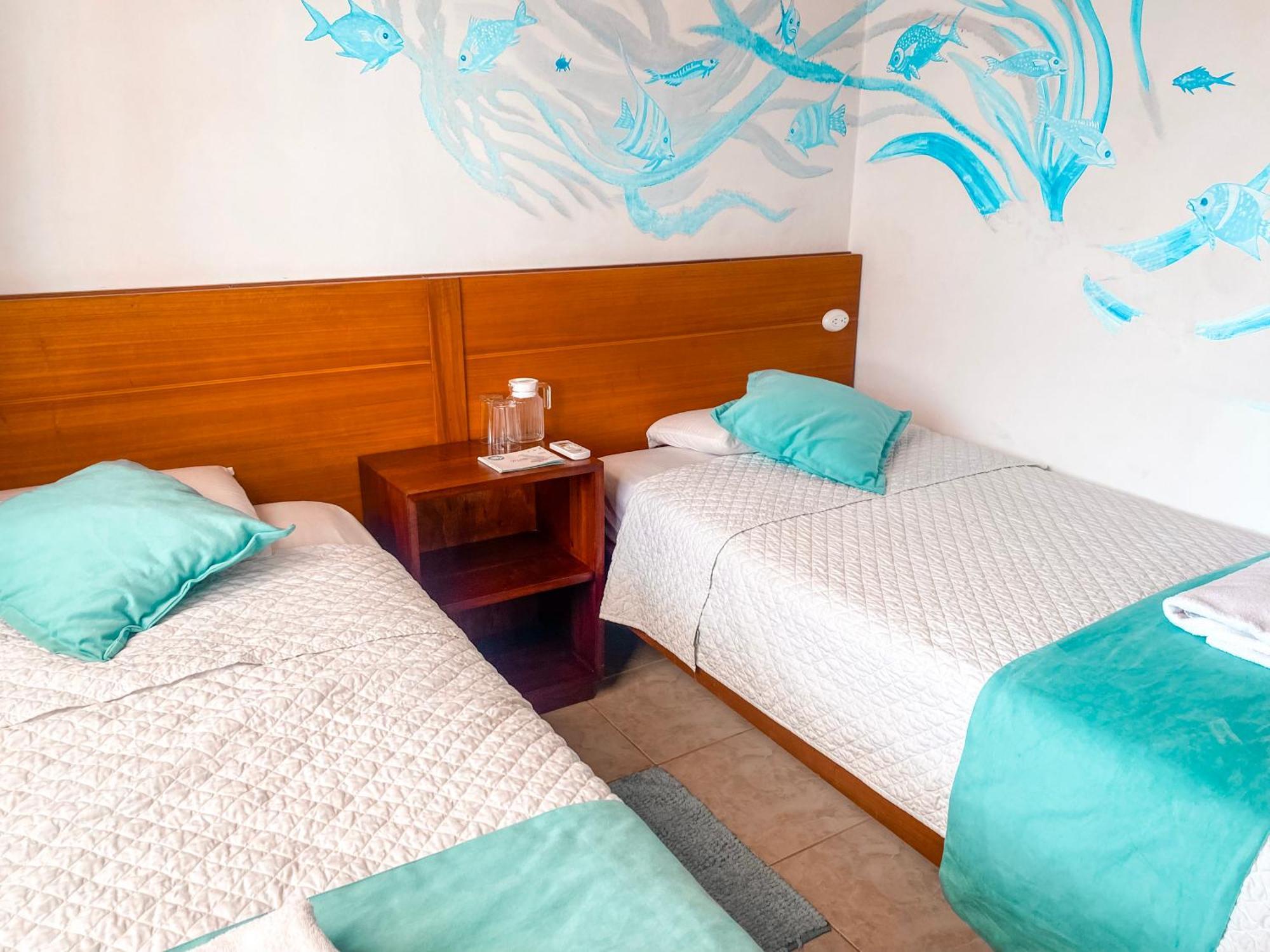 Hotel Coral Blanco With High Speed Internet Starlink And Galapagos Tour Operator Puerto Villamil Exterior photo
